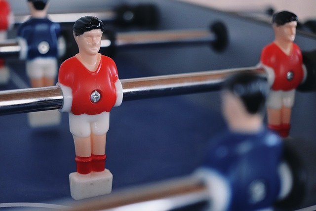 国王杯十六强抽签悬念重重！巴萨皇马将与草根球队上演圣诞大战